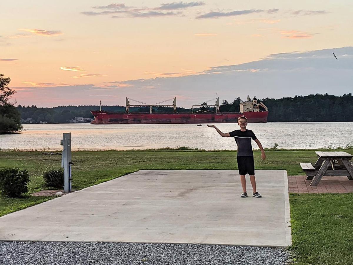 Swan Bay Resort - 1000 Islands Premier Rv Park & Marina מפרץ אלכסנדריה מראה חיצוני תמונה