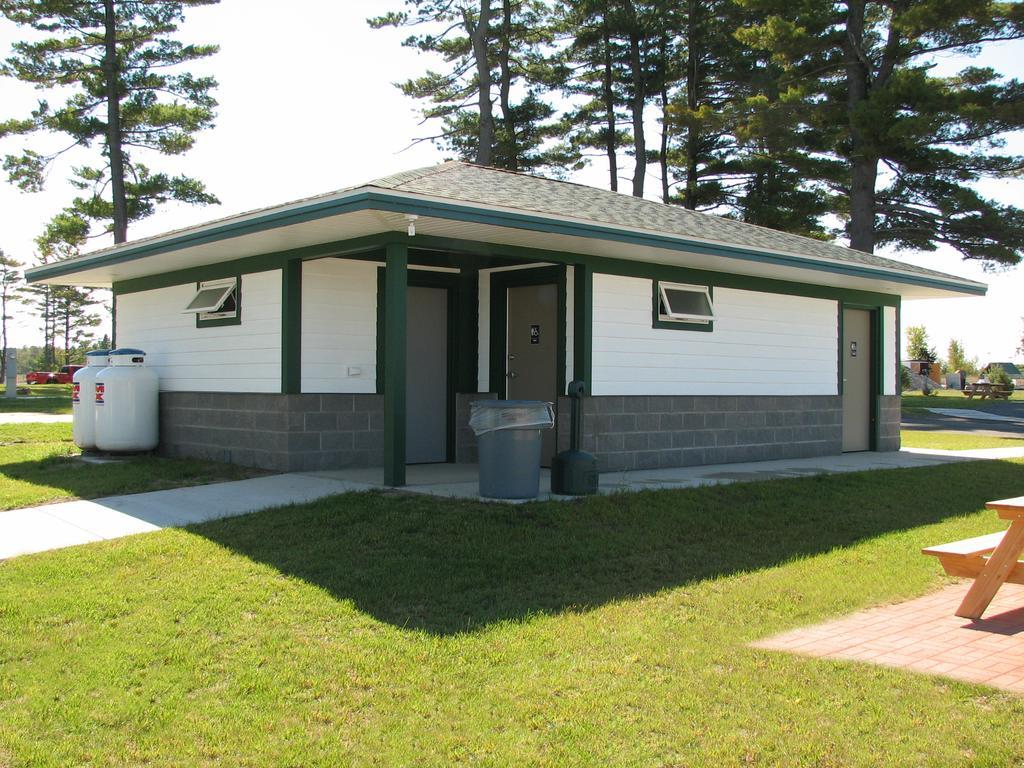 Swan Bay Resort - 1000 Islands Premier Rv Park & Marina מפרץ אלכסנדריה מראה חיצוני תמונה